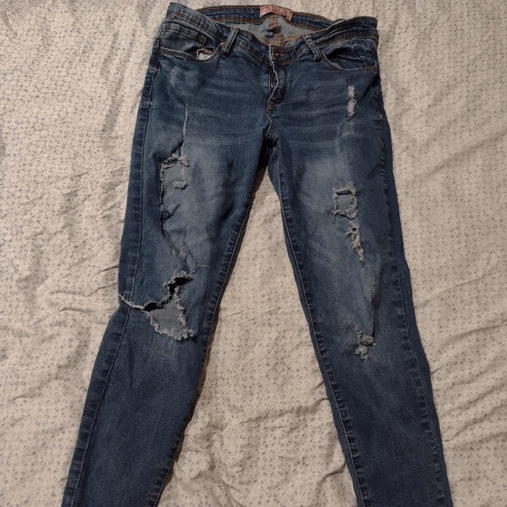 Fashion Nova/ Wax Jean Destressed Jeans